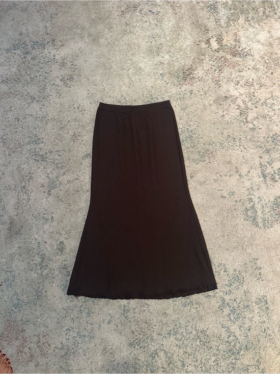 SHEIN Dresses & Skirts - Essential Brown Midi Skirt — Sleek Everyday Style